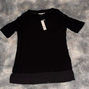 CHICO’S TRAVELERS Size 0 US Small Chiffon Hem Tunic SS Sleeve Black NWT